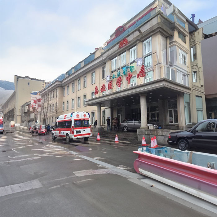 龙岗深圳120急救车出租康复回家到广州市花都区转院联系救护车