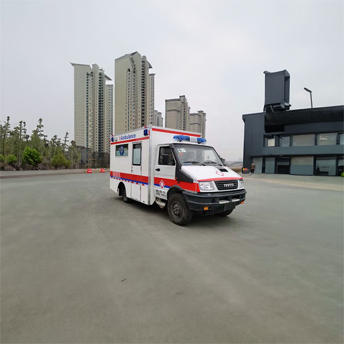 南山深圳急救车租赁出院返乡到汕头市救护车电话号码