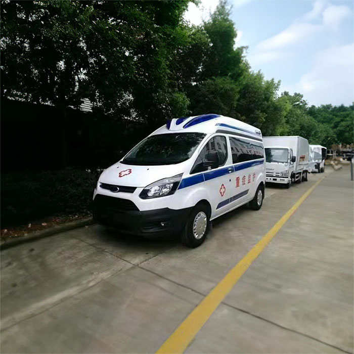 深圳深圳救护车出租出院回老家到肇庆市救护车急救电话120