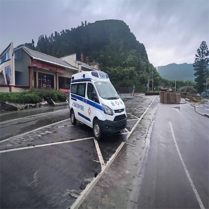 龙岗广州市职业病防治院租用私人救护车护送到肇庆市人民医院出租120电话号码