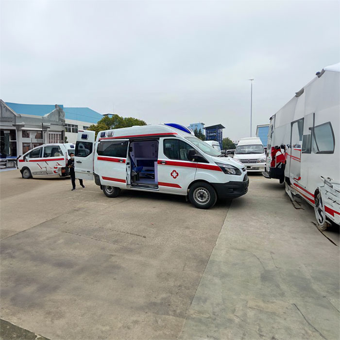 宝安深圳救护车出租病重返乡到清远市市辖区救护车联系方式