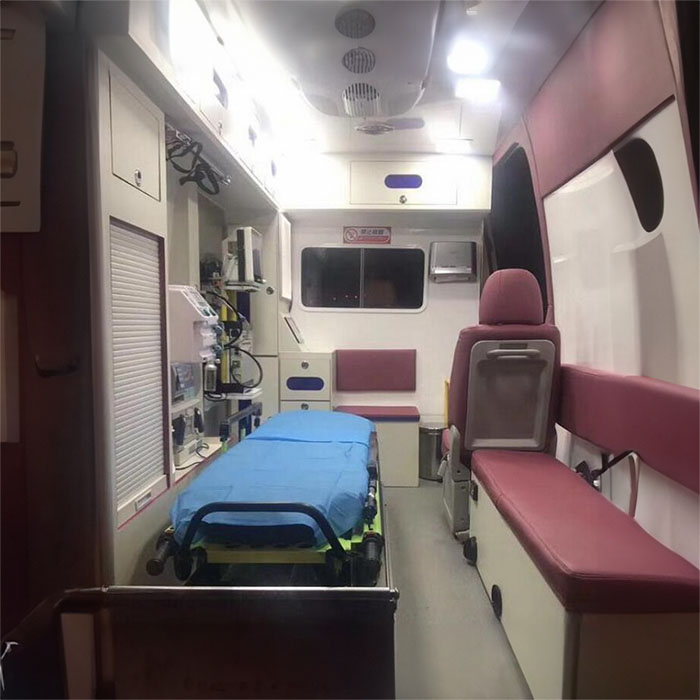 龙岗广东省北大深圳医院预约私人救护车租赁到广西医科大学附属口腔医院跨省长途救护车出租