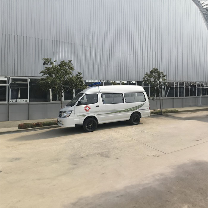 龙岗汕头国际眼科中心租私人救护车转院到湖南省中医研究院附属医院最新救护车报价