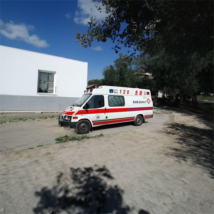 龙岗深圳救护车出租出院回家到珠海市救护车租赁联系电话