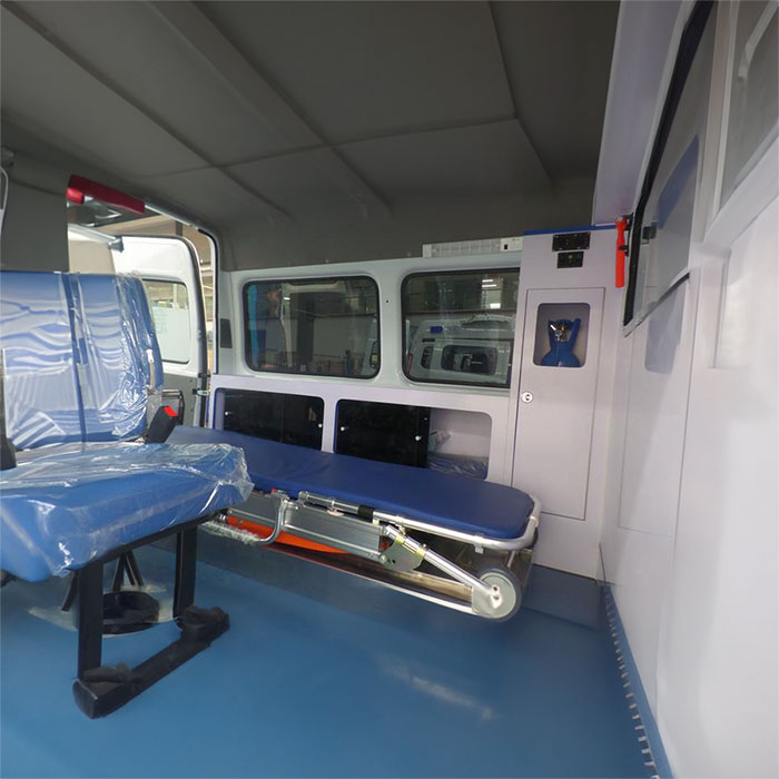 南山深圳救护车租赁康复回老家到梅州市平远县救护车电话号码