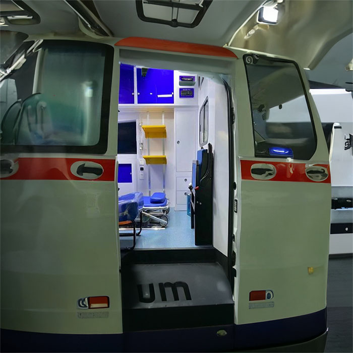 广州市传染病医院私人救护车租赁到佛山市人民医院肿瘤医院（佛山市第四人民医院）救护车车出租的