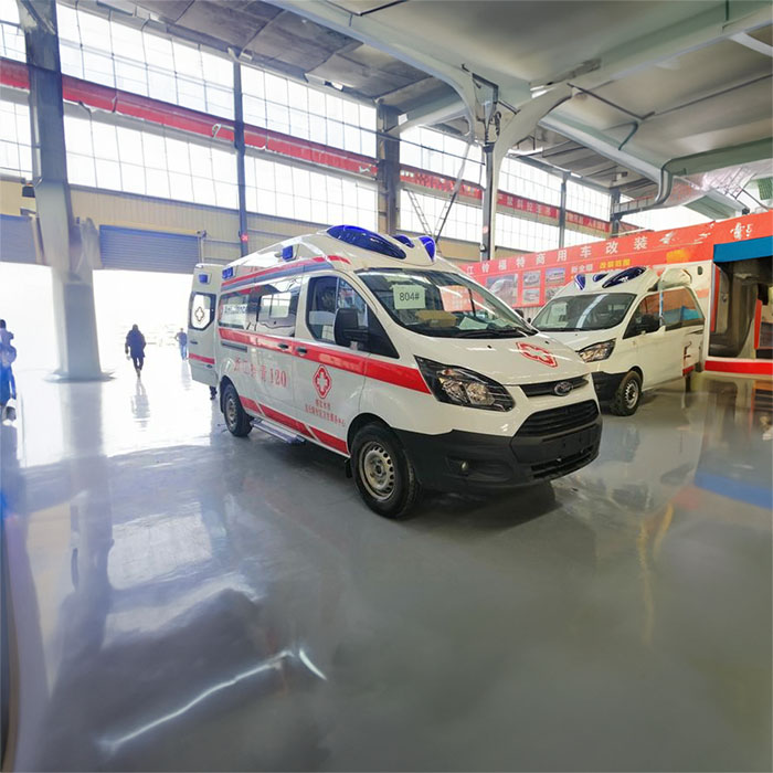 龙岗深圳120救护车租赁出院回家到肇庆市怀集县转运病人救护车电话