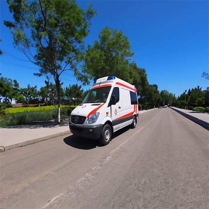 南山深圳救护车出租康复回家到河源市东源县医院急救电话