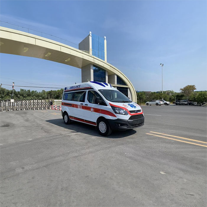 深圳深圳急救车出租病重返乡到茂名市高州市私人救护车出租联系方式