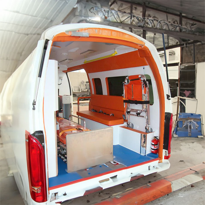 深圳深圳救护车租赁出院返乡到梅州市丰顺县医院电话咨询24小时