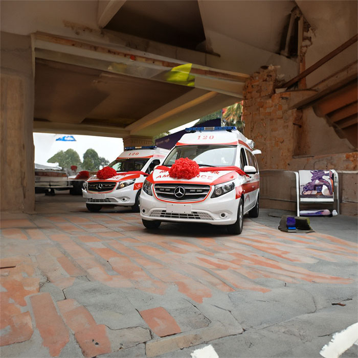 龙岗深圳救护车出租病重回老家到揭阳市普宁市出租120联系方式