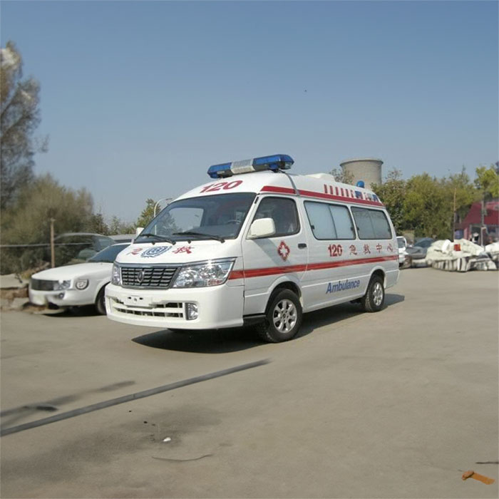 龙岗武警广东总队医院租赁私家救护车到海南医学院附属医院监护型救护车收费标准