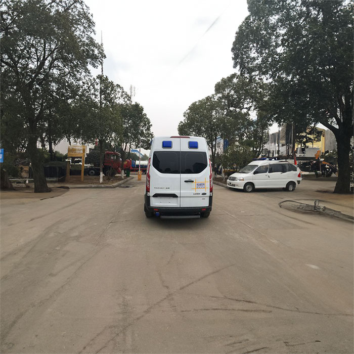 龙岗深圳救护车出租病重回老家到广州市医院电话咨询24小时