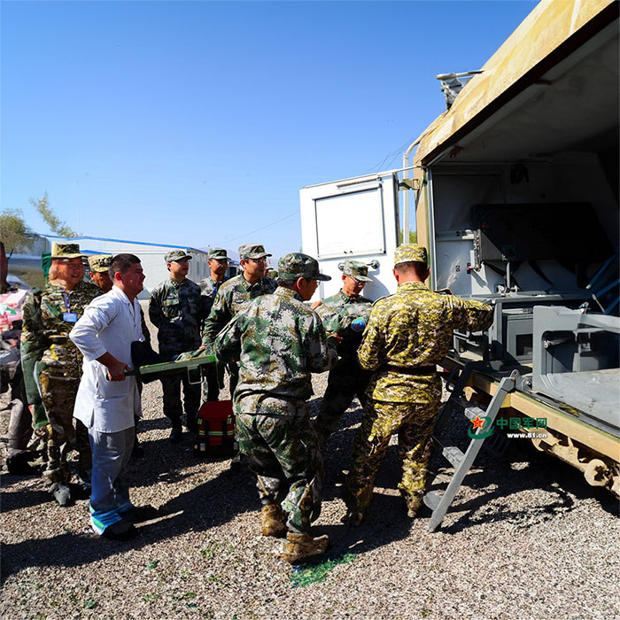 龙岗广东潮州市中心医院出租急救车护送到赣州市妇幼保健院（赣州市妇女儿童医院）救护车出租