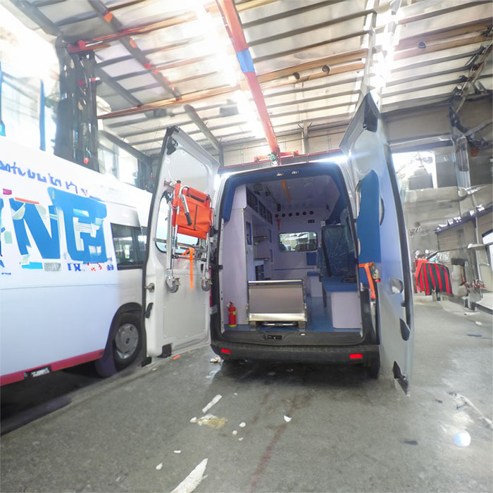 龙岗清远市人民医院租120私人急救车到北京中医药大学东直门医院（东直门医院）非救护病人转运车-救护车出租