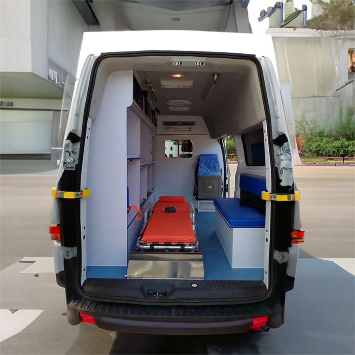 南山深圳急救车出租出院返乡到东莞市出租急救车联系电话