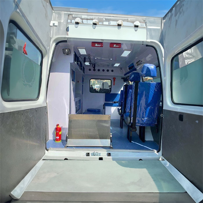 广东省东莞市中医院租私人救护车到中国人民解放军第九四医院救护转运车收费-救护车出租