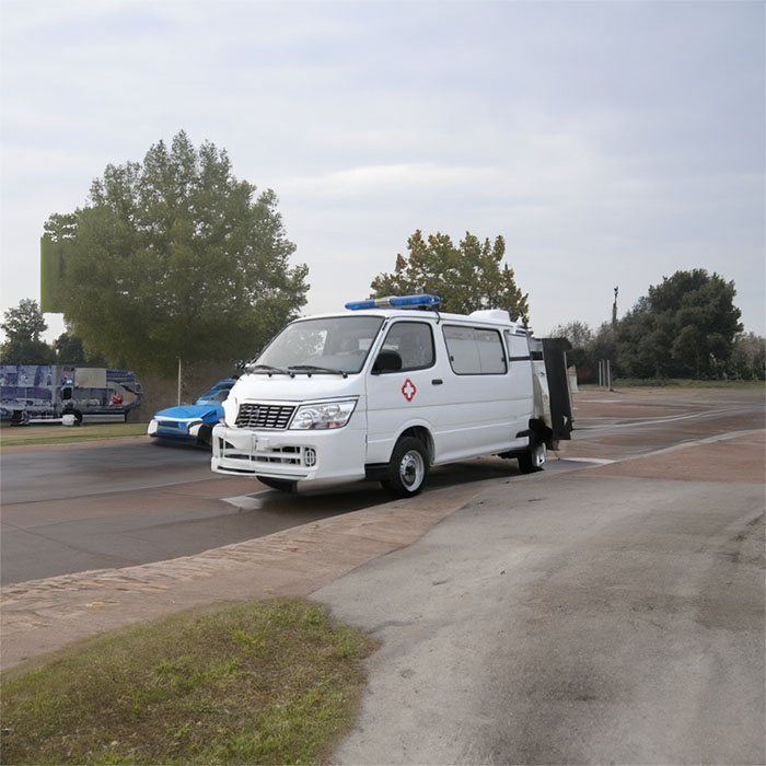 龙岗深圳救护车租赁康复回老家到广州市荔湾区私人救护车出租电话