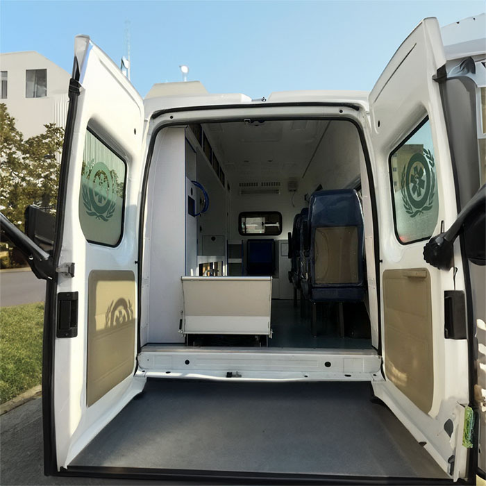 龙岗广东汕头大学医学院附属粤北人民医院租私家救护车转院到天津市安定医院救护车出租转运病人-救护车出租