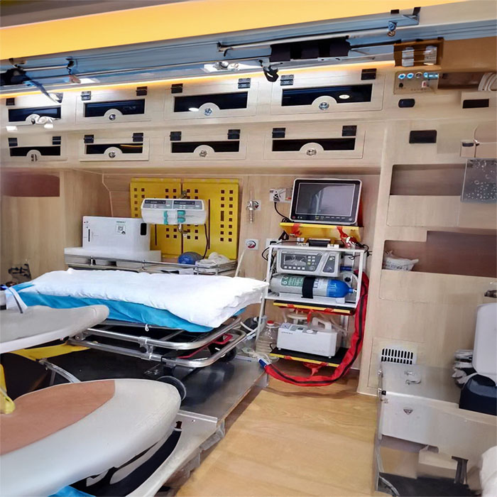 深圳深圳120急救车租赁康复回老家到韶关市南雄市救护车电话