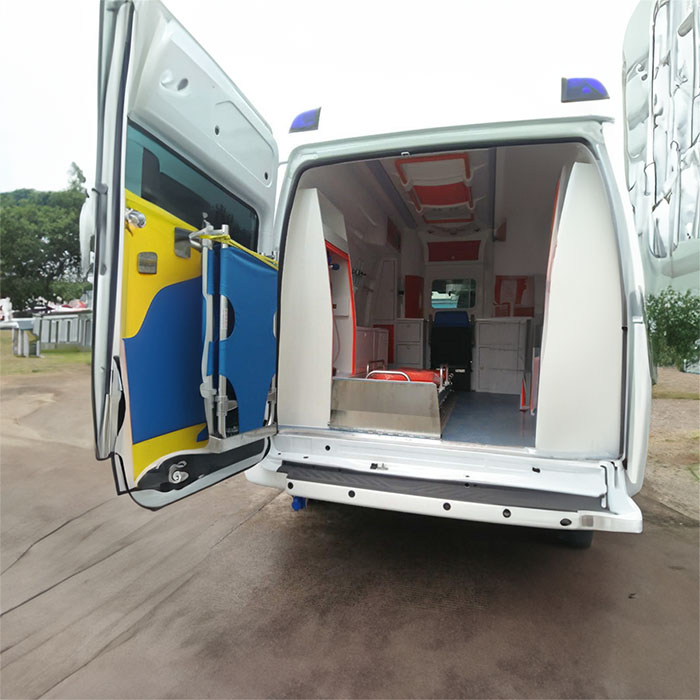 深圳深圳救护车租赁康复回老家到汕尾市海丰县救护车急救电话是多少