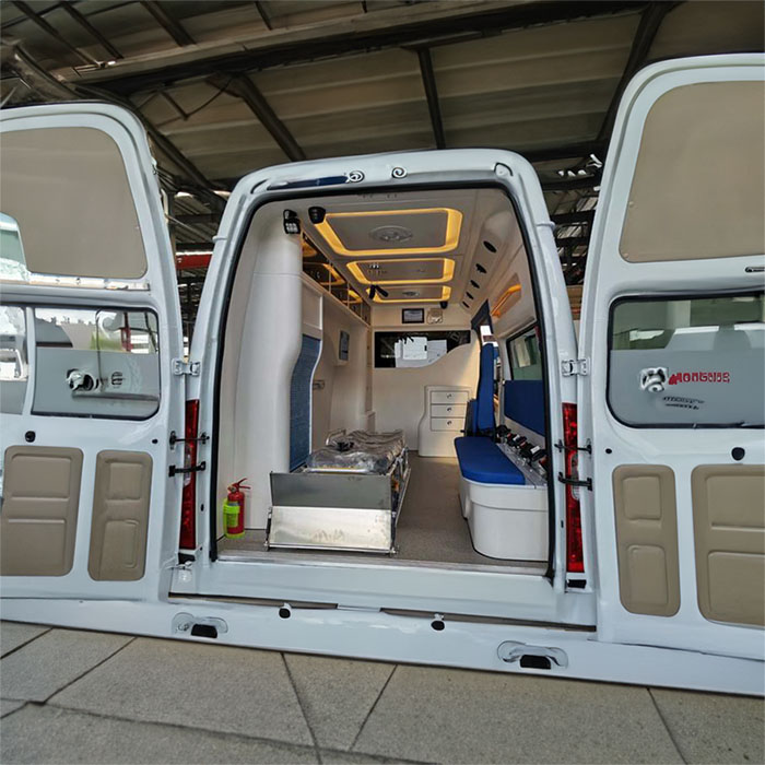 广东省广州军区总医院私人救护车租赁到唐山市第四医院（唐山市肺科医院）长途转院救护车出租