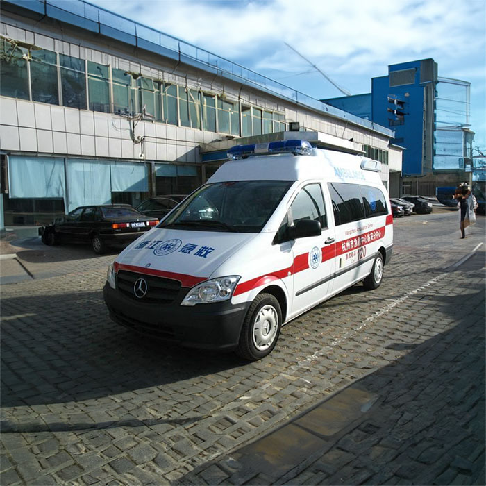 深圳深圳急救车出租康复回家到清远市市辖区救护车号码