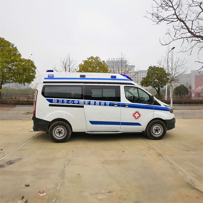 龙岗广东省汕头国际眼科中心私人救护车租赁到右江民族医学院附属医院救护车出租
