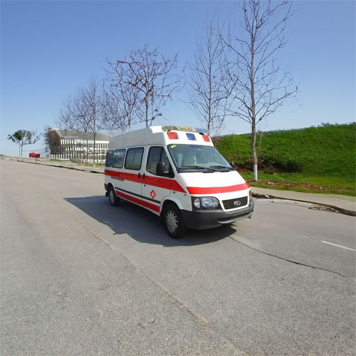 广东汕头大学医学院附属医院租赁私人救护车到天津市第四医院跨省救护车