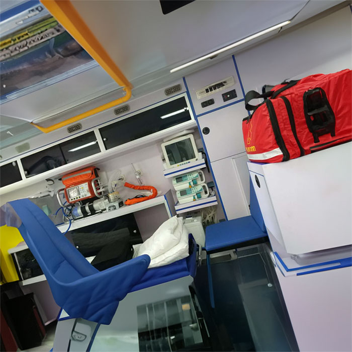 龙岗东莞市妇幼保健院租用私人救护车护送到江苏省红十字儿童医院救护车转运