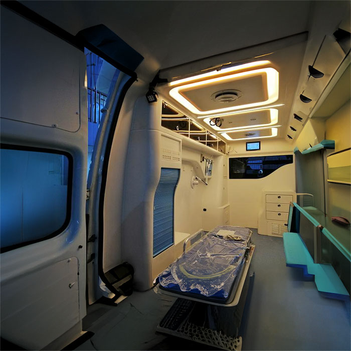 龙岗中山大学附属医院黄埔院区租用私人救护车到柳州市人民医院（广西医科大学第五附属医院）救护车电话