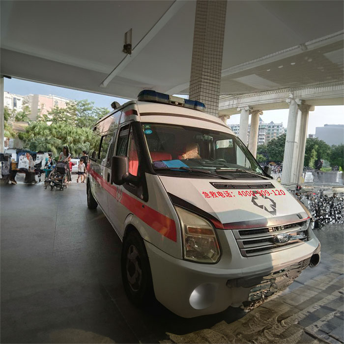 宝安157医院租私人急救车到新乡市人民医院（河南省三院）救护车转运