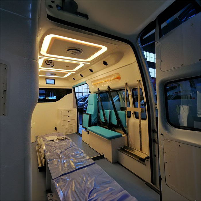 深圳深圳救护车出租出院回家到肇庆市高要市救护车出租公司电话