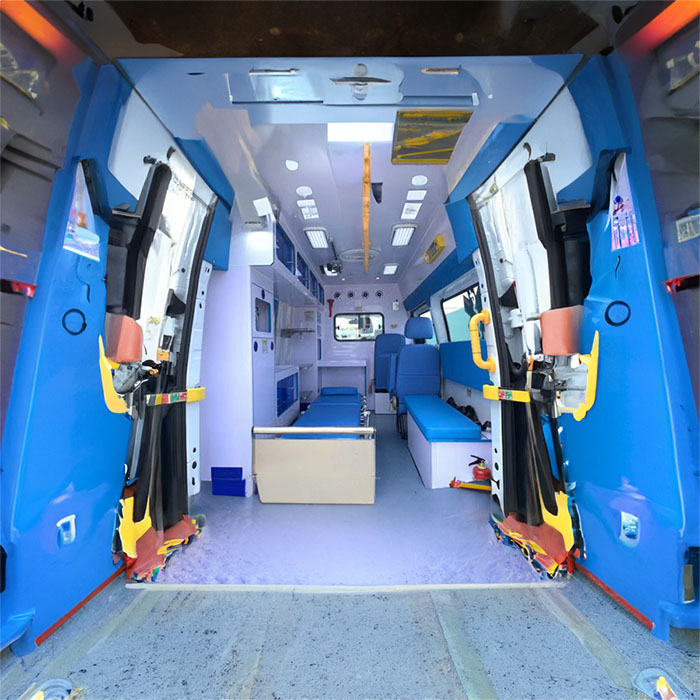 盐田广东省妇幼保健院佛山分院租私人急救车到长沙市按摩医院出院用救护车怎么收费