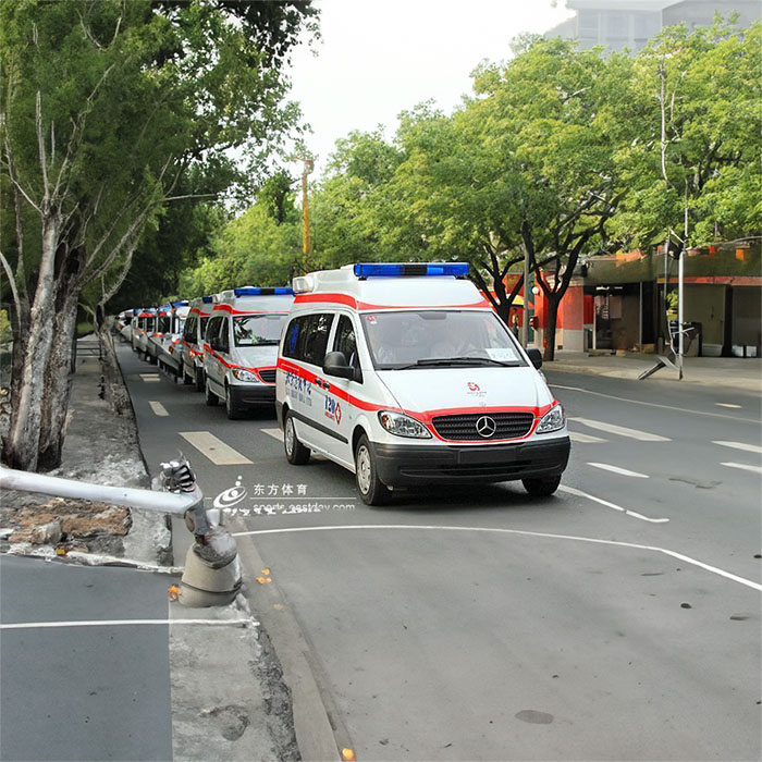 盐田广东广州市慈善医院租用私人救护车护送到马鞍山市中心医院（马钢医院）租用救护车出租公司