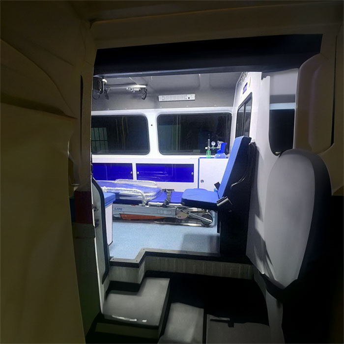 深圳深圳急救车出租病重返乡到汕尾市市辖区救护车 电话