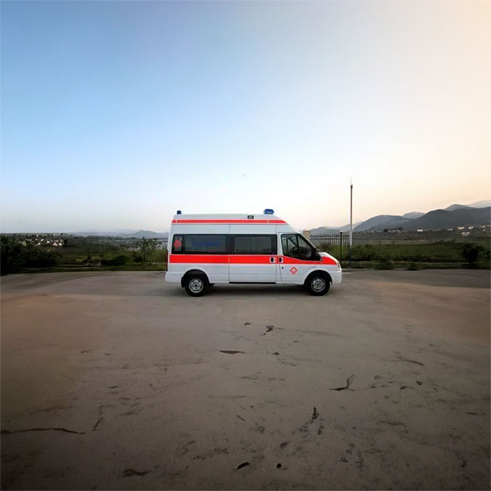 深圳深圳急救车租赁病重返乡到珠海市香洲区急救车出租电话