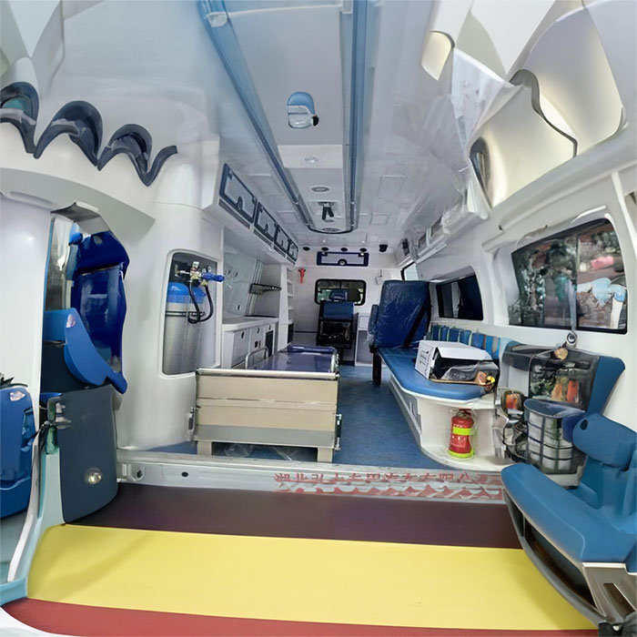 广东省中山大学附属汕头医院租赁私家救护车转院到无锡市中医院私人救护车出租