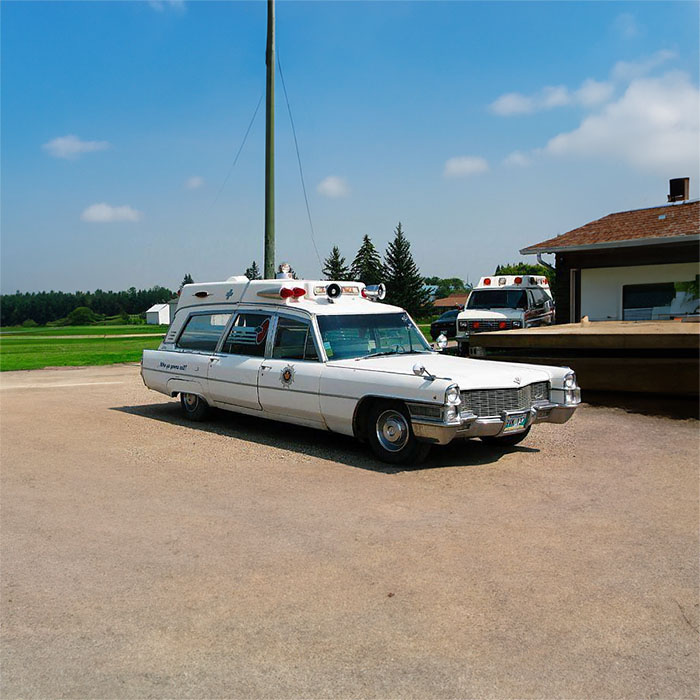 深圳深圳120急救车租赁病重回老家到佛山市顺德区转院需要120车 怎么联系