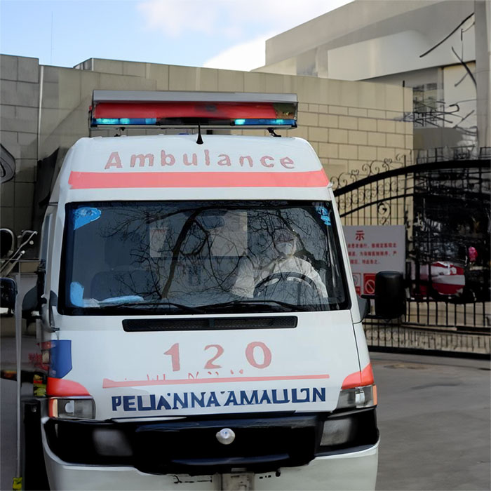 盐田广东佛山市人民医院出租急救车护送到海南省农垦总局医院东湖院区医院的救护车是怎么收费的