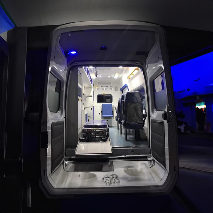 深圳深圳120急救车租赁病重回老家到江门市新会区转运中心电话