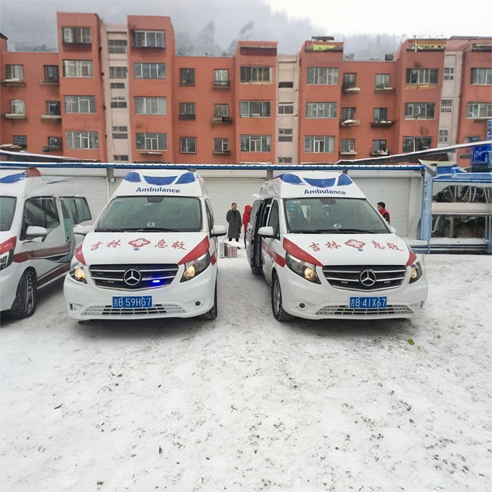 广东省汕头国际眼科中心租救护车护送到首都医科大学附属北京中医医院（北京中医医院）急救车出租联系电话