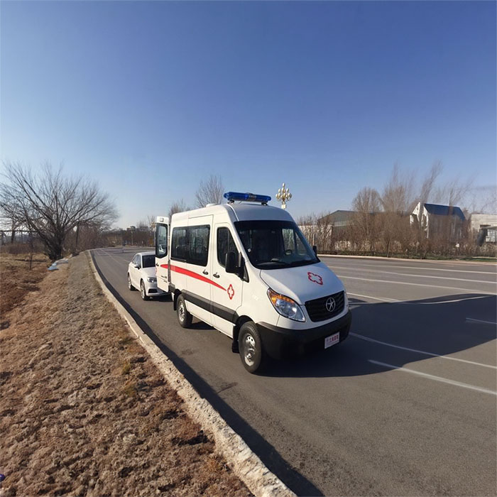 广东广东省中医院珠海医院私人救护车出租到青海省中医院救护车租赁联系电话