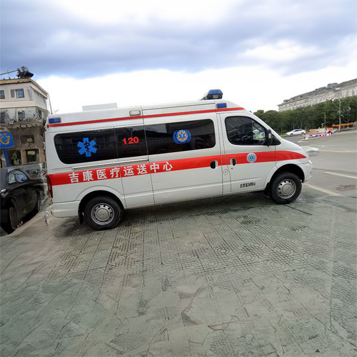 广州银行医院租救护车护送到回龙观医院急救车出租
