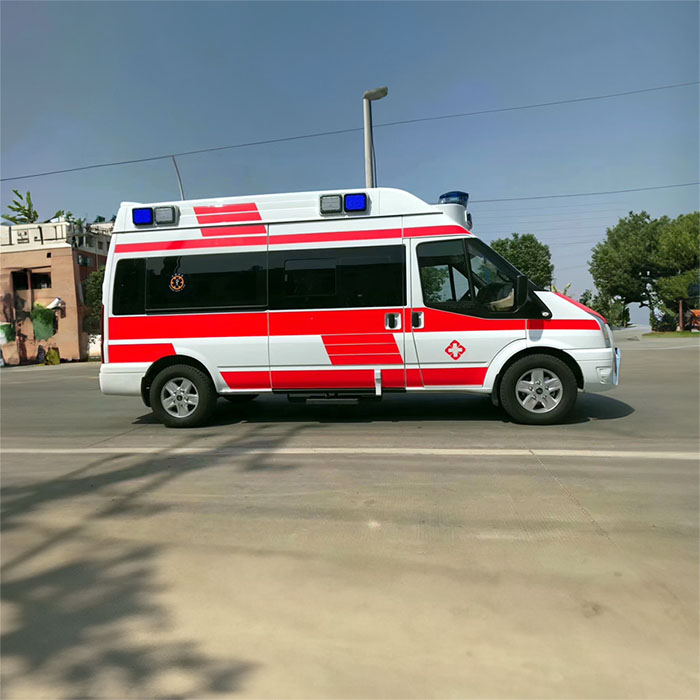 广东省肇庆市中医院预约私人救护车转运到海南省农垦三亚医院救护车出租公司