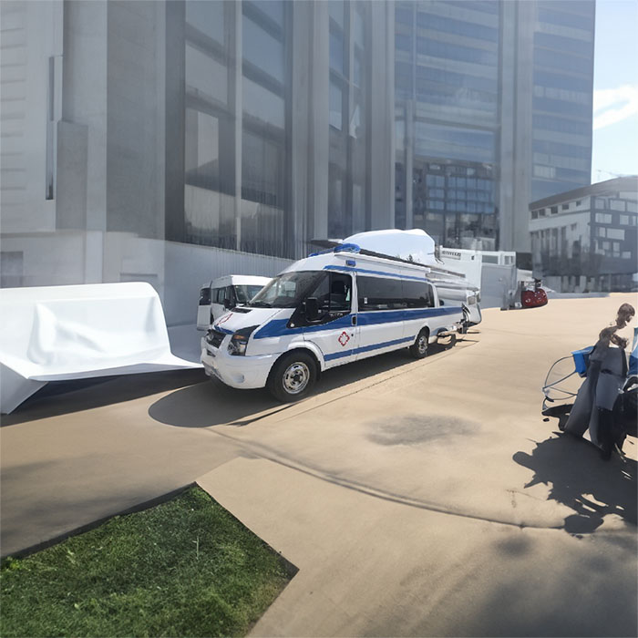 深圳深圳救护车租赁病重回老家到茂名市市辖区私人救护车电话