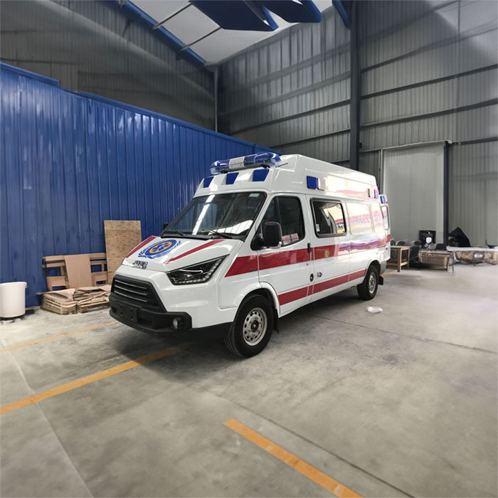 深圳深圳救护车出租出院返乡到深圳市龙岗区私人救护车租赁电话