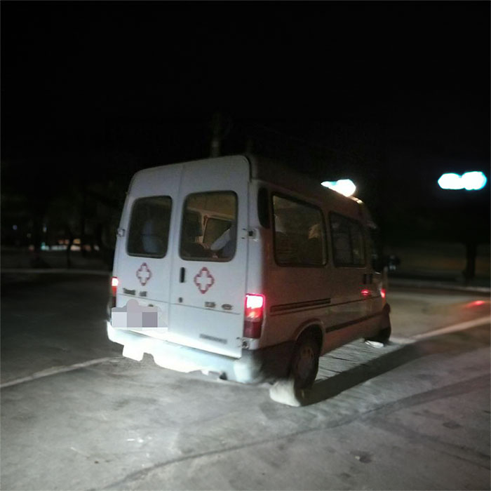 广东省茂名市人民医院租赁正规救护车到昆明市人民医院999救护车电话