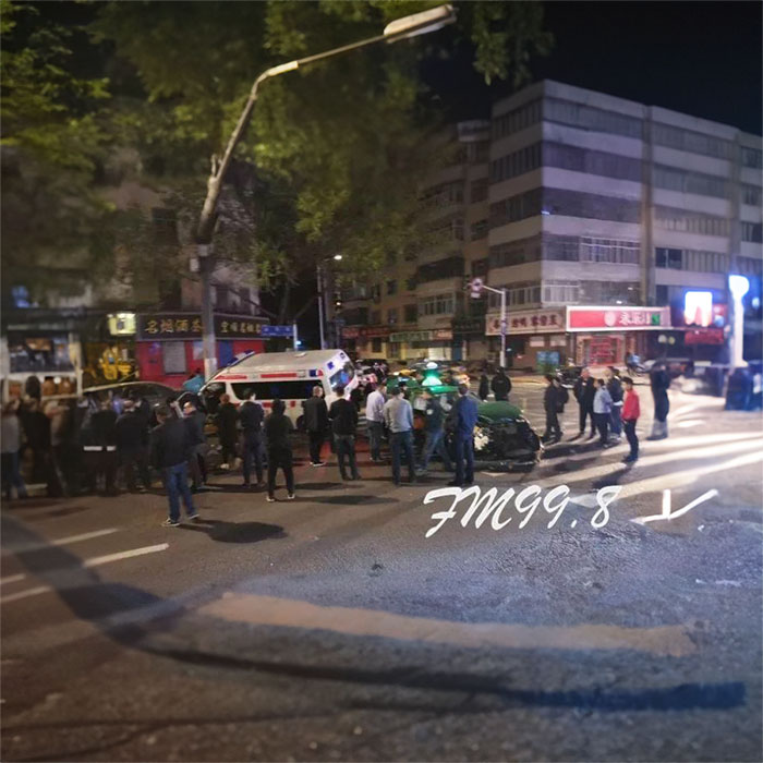 深圳深圳救护车出租出院返乡到清远市连山壮族瑶族自治县救护车出租电话多少