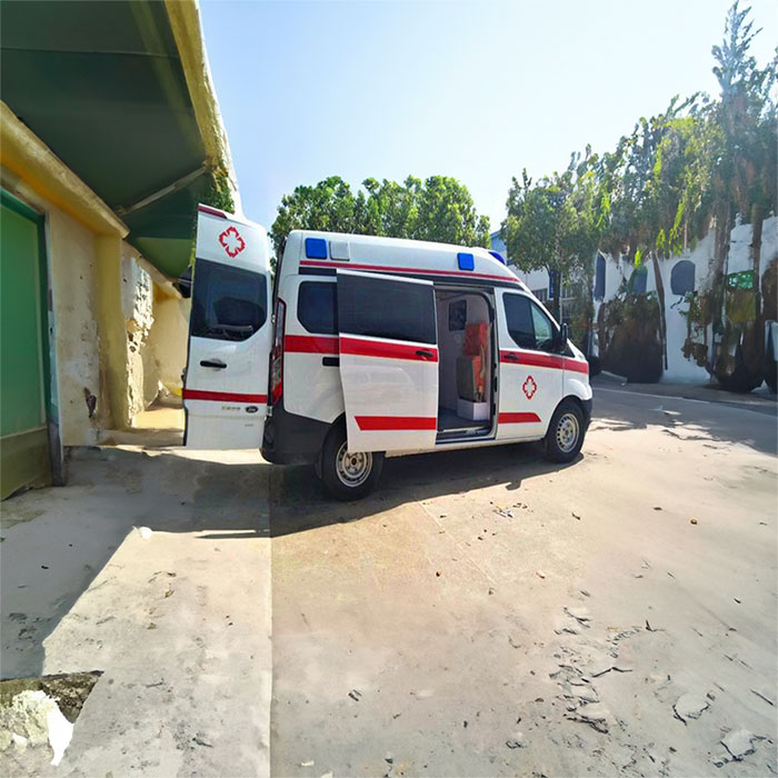 深圳深圳救护车出租出院回家到韶关市南雄市出院回家120电话